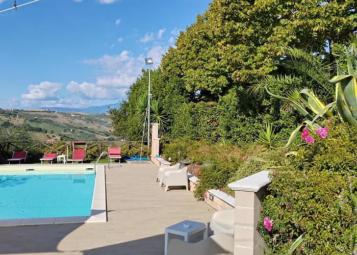 Apart-hotel Pecora Nera Montone (Abruzzo)