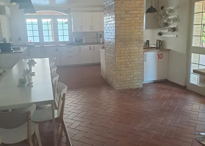 Pecora Nera Apart-hotel Montone (Abruzzo)